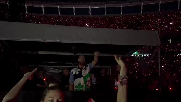 Bonding with her fans: At one point, Kelce was seen leading a sing-along with Swifties