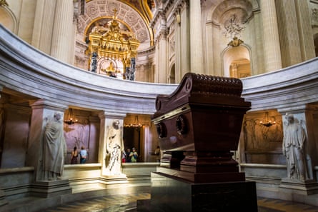Sarcophagus of Napoleon in the open crypt, Dôme des Invalides.