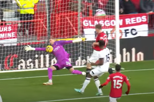 Rasmus Hojlund missed a glorious early chance for Man Utd against Luton